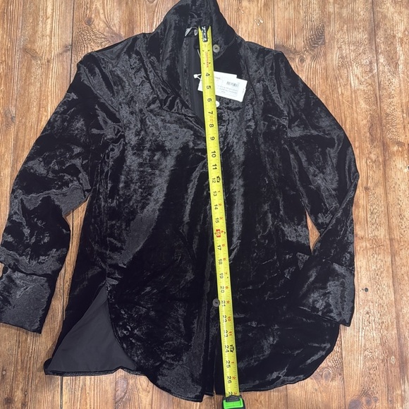 Vince Luxurious Crushed Velvet Button Down Black Blouse Viscose Women's XXS NWT‎ - Picture 6 of 8